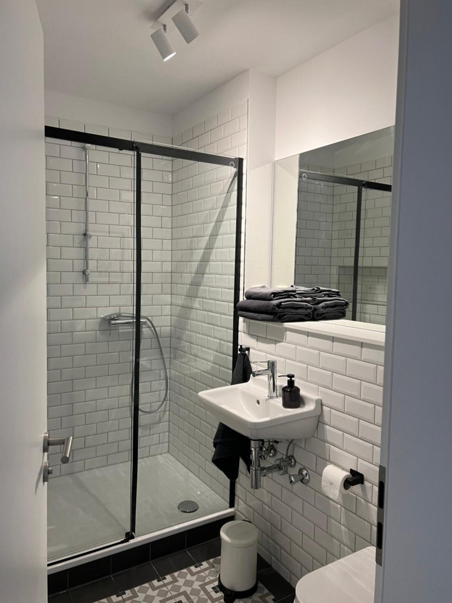 Zentrale, Schoene Design-Wohnung Im Coolen Viertel BRE Extérieur photo